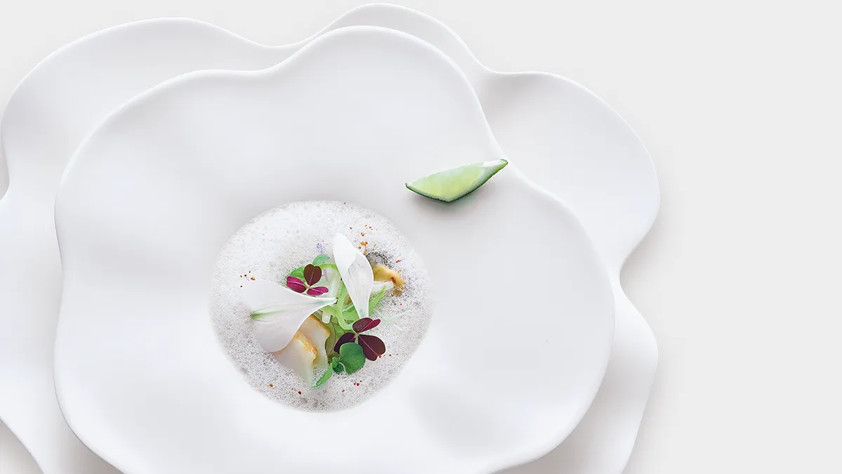 在法式料理基底之上，A 編織亞洲靈感與全球風味的無縫交響