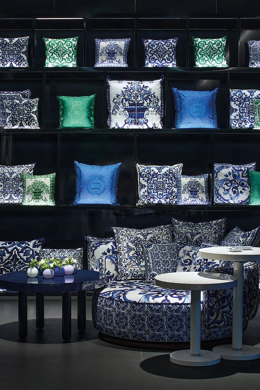 綠色陶釉圖案映現於新款家居配飾