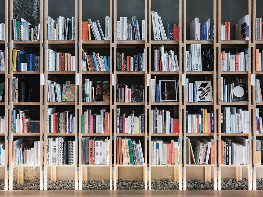 集結閱讀、餐飲甜點和展覽、講座、社交等功能